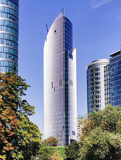 Der Iris Tower: Ein klares Bekenntnis zu Umwelt, Design, Hygiene und Barrierefreiheit.