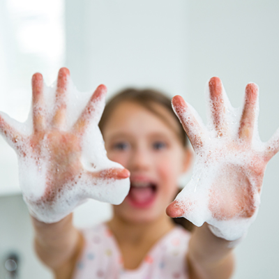 Waschen und Desinfektion der Hände